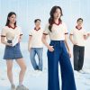 Áo thun màu trắng cổ đỏ