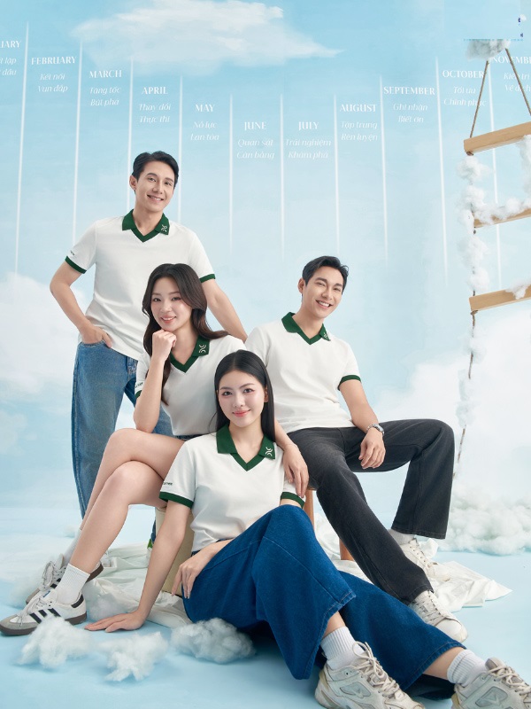 Áo thun thắng, cổ màu xanh lá